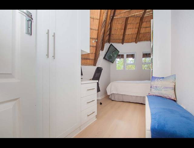 3 bed property to rent in RANDPARK RIDGE